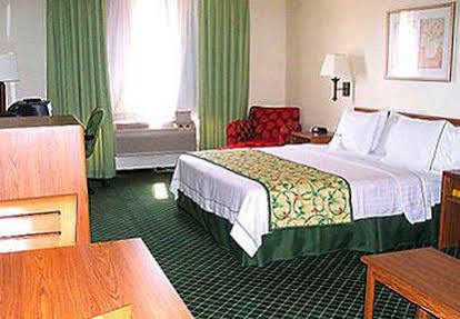 เบย์มอนต์ บาย วินด์แฮม ซาลีนา Hotel ภายนอก รูปภาพ